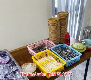 dich-cung-cap-suat-an-cong-nghiep-gia-re-4.jpg