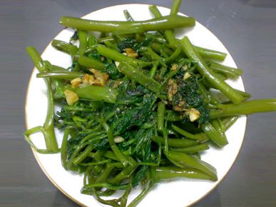 Rau muống xào tỏi