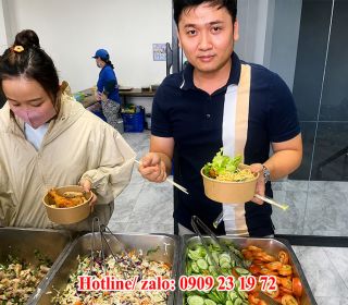 dich-cung-cap-suat-an-cong-nghiep-khu-cong-nghiep.jpg