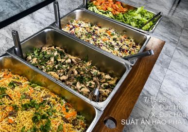 Dịch Vụ Suất Ăn Công Nghiệp Tại KCN Xuyên Á – Phục Vụ Nhanh, Đúng Giờ