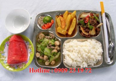 Cung Cấp Suất Ăn Công Nghiệp Tại Phường Tam Bình – Uy Tín, Đúng Giờ, Giá Tốt