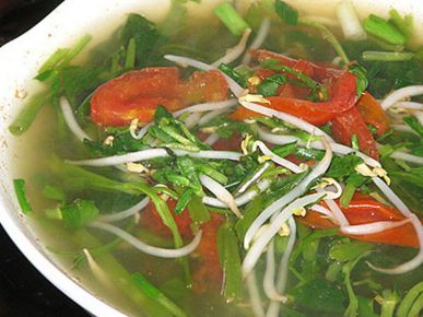 Canh chua rau muống