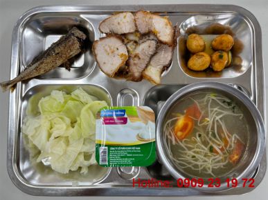 Món ăn cải thiện ca đêm 12