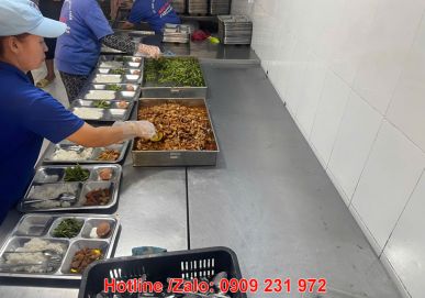 Dịch Vụ Suất Ăn Công Nghiệp Cho Nhà Máy Tại Khu Công Nghiệp Lê Minh Xuân