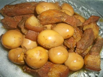 thit-heo-trung-cut-ram-nuoc-dua.jpg